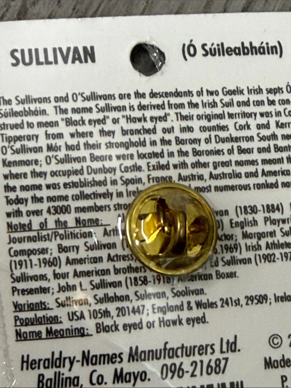 Broche con el escudo de armas irlandés, emblema de O'Sullivan...